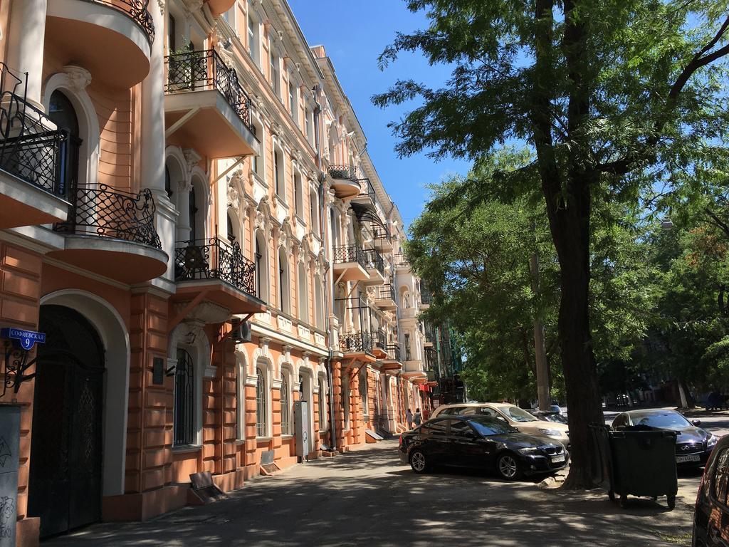 Apartamenty Na Sofievskoy オデッサ エクステリア 写真