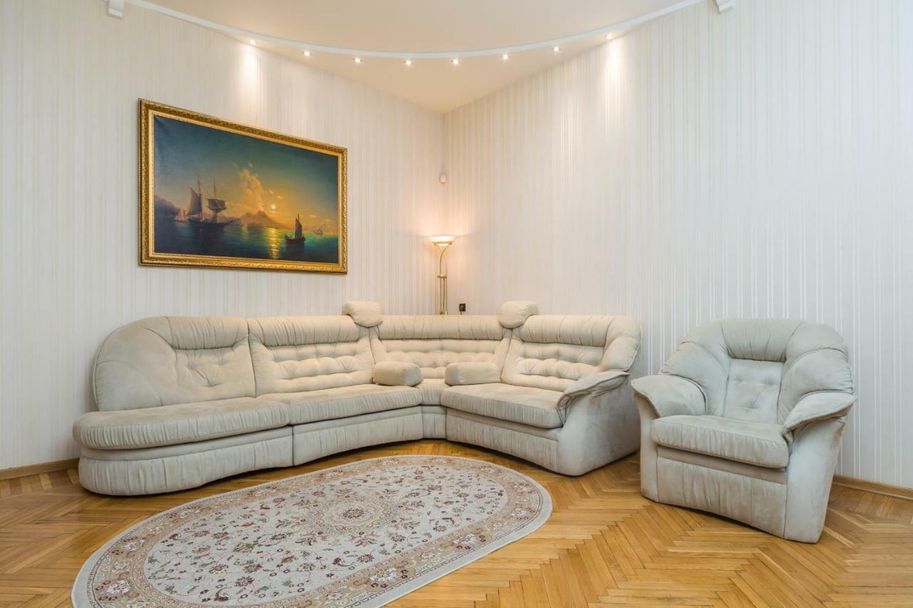 Apartamenty Na Sofievskoy オデッサ エクステリア 写真