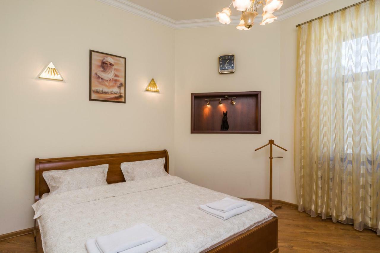 Apartamenty Na Sofievskoy オデッサ エクステリア 写真