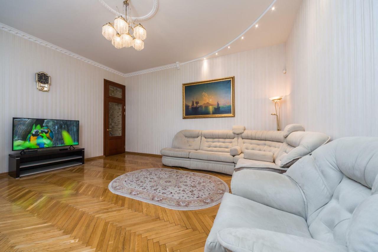 Apartamenty Na Sofievskoy オデッサ エクステリア 写真