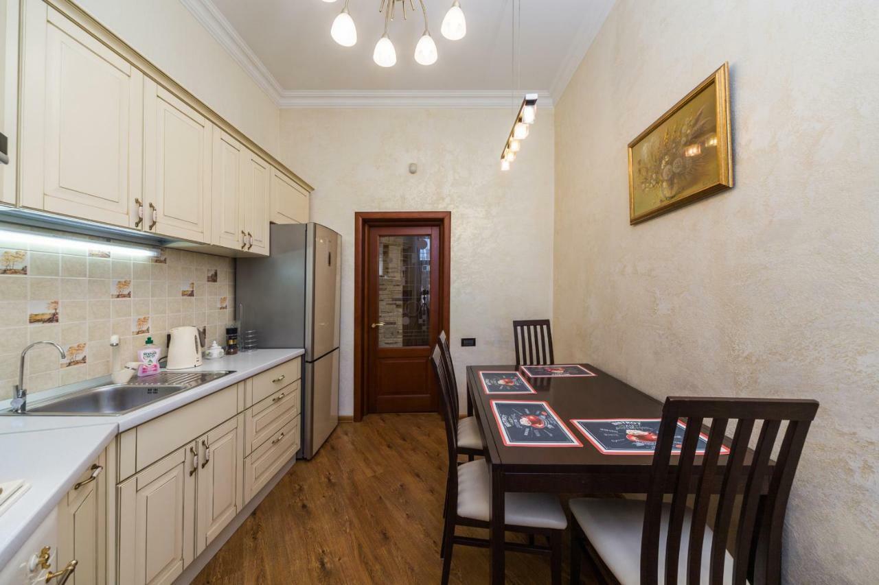 Apartamenty Na Sofievskoy オデッサ エクステリア 写真
