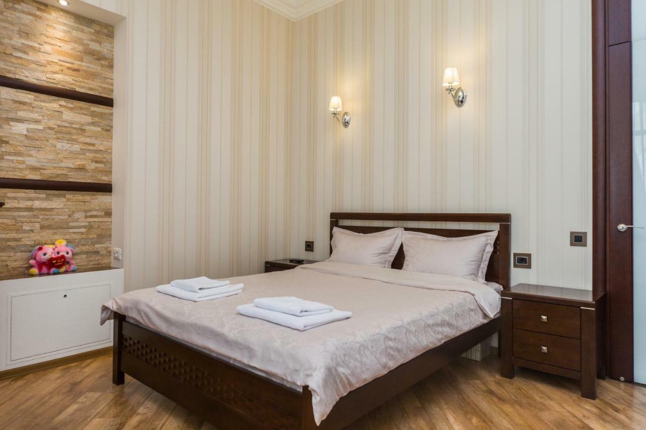 Apartamenty Na Sofievskoy オデッサ エクステリア 写真