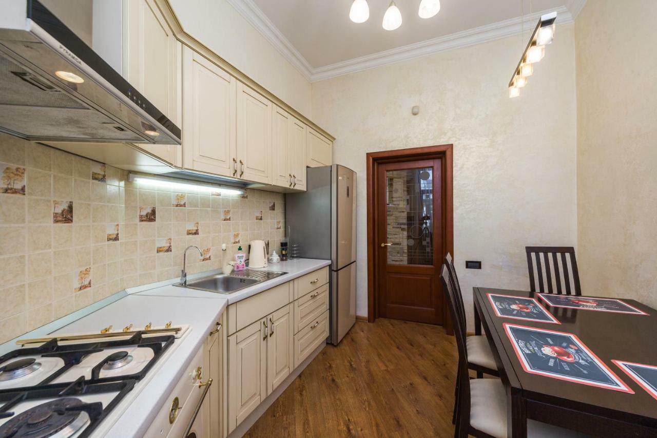 Apartamenty Na Sofievskoy オデッサ エクステリア 写真