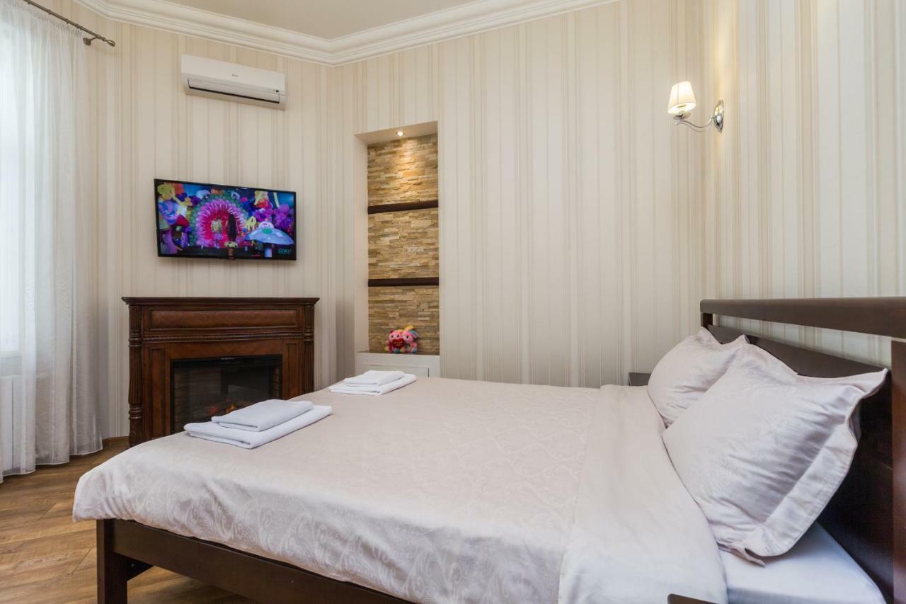 Apartamenty Na Sofievskoy オデッサ エクステリア 写真