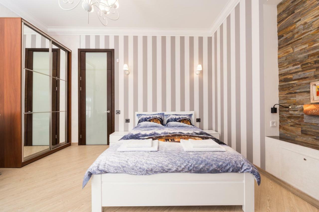Apartamenty Na Sofievskoy オデッサ エクステリア 写真