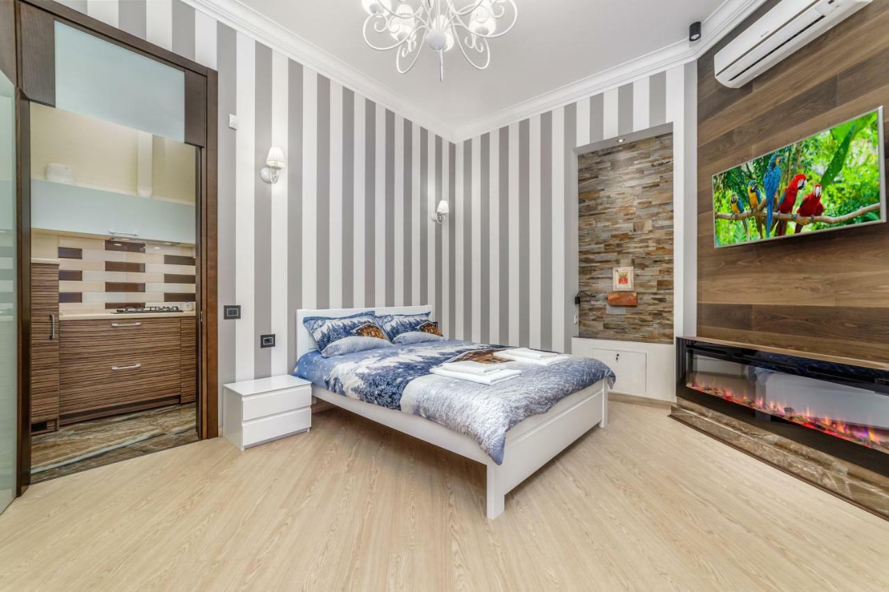 Apartamenty Na Sofievskoy オデッサ エクステリア 写真